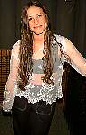 alanis030.jpg
